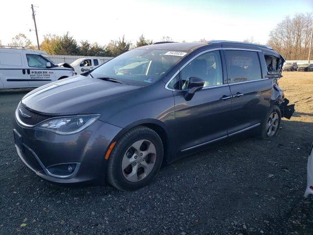  Salvage Chrysler Pacifica