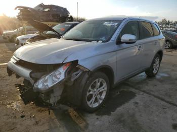  Salvage Mitsubishi Outlander