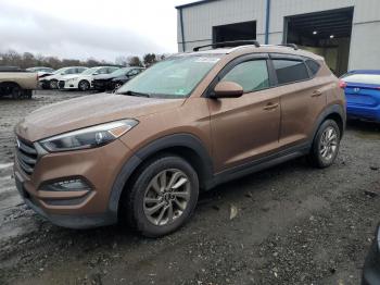  Salvage Hyundai TUCSON