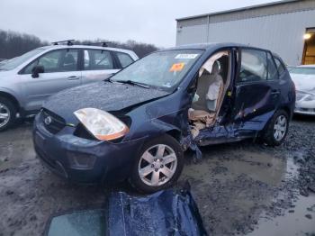  Salvage Kia Rondo