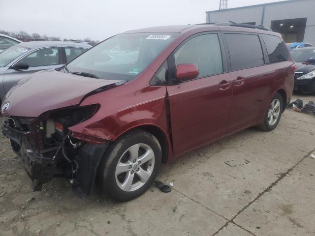  Salvage Toyota Sienna