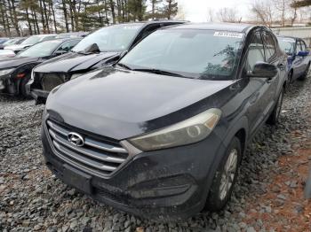  Salvage Hyundai TUCSON