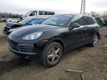  Salvage Porsche Cayenne