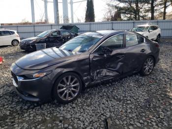  Salvage Mazda 3