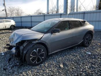  Salvage Kia EV6