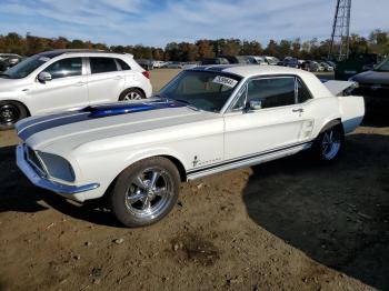  Salvage Ford Mustang