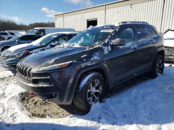  Salvage Jeep Cherokee