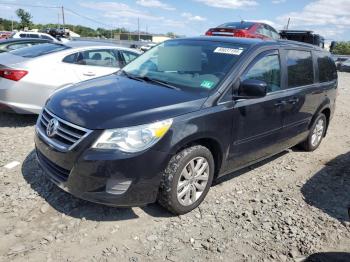  Salvage Volkswagen Routan