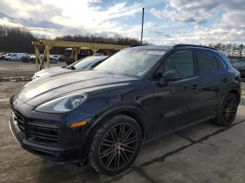  Salvage Porsche Cayenne