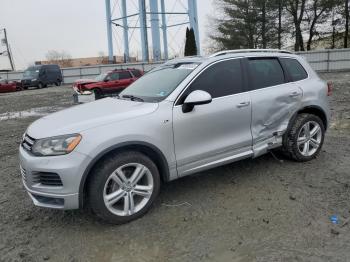  Salvage Volkswagen Touareg