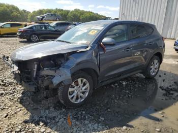  Salvage Hyundai TUCSON