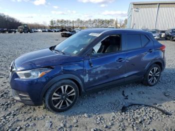  Salvage Nissan Kicks