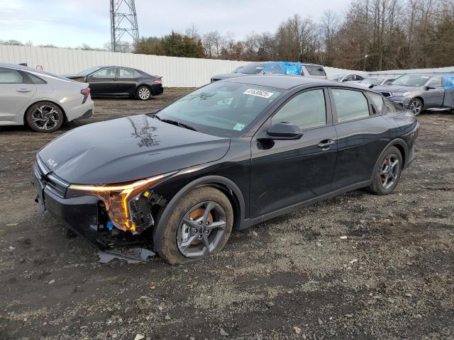  Salvage Kia K4 Lx