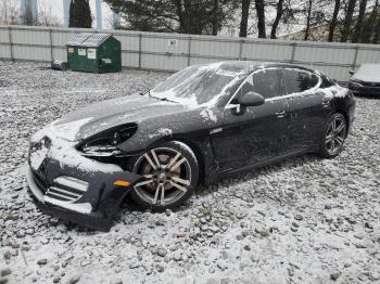  Salvage Porsche Panamera