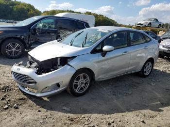  Salvage Ford Fiesta