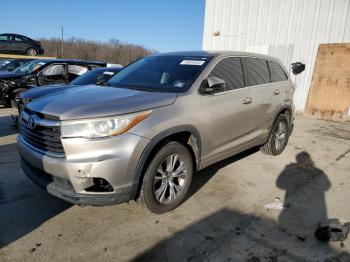  Salvage Toyota Highlander