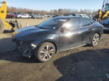  Salvage Nissan Maxima