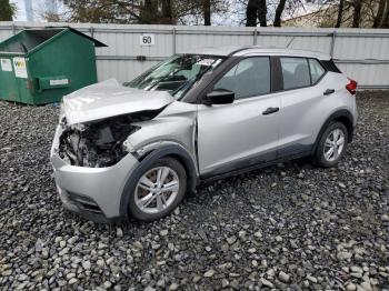  Salvage Nissan Kicks