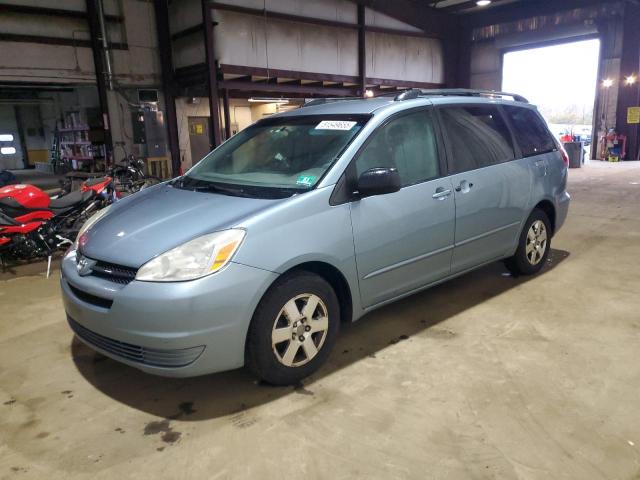  Salvage Toyota Sienna