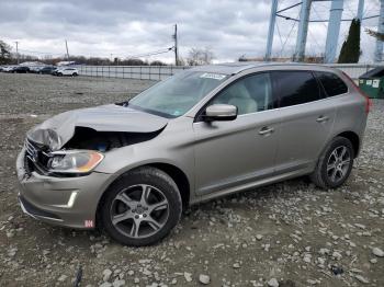  Salvage Volvo XC60
