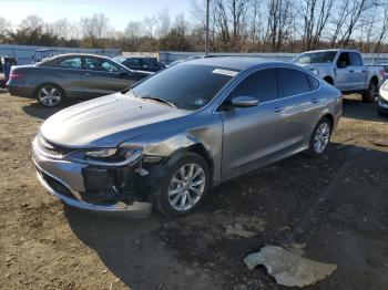 Salvage Chrysler 200