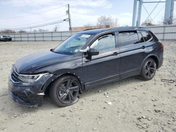  Salvage Volkswagen Tiguan