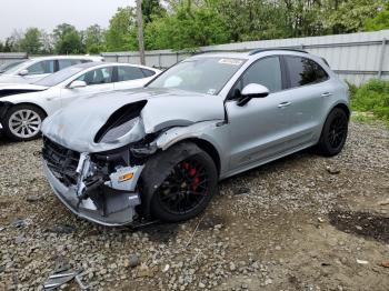  Salvage Porsche Macan