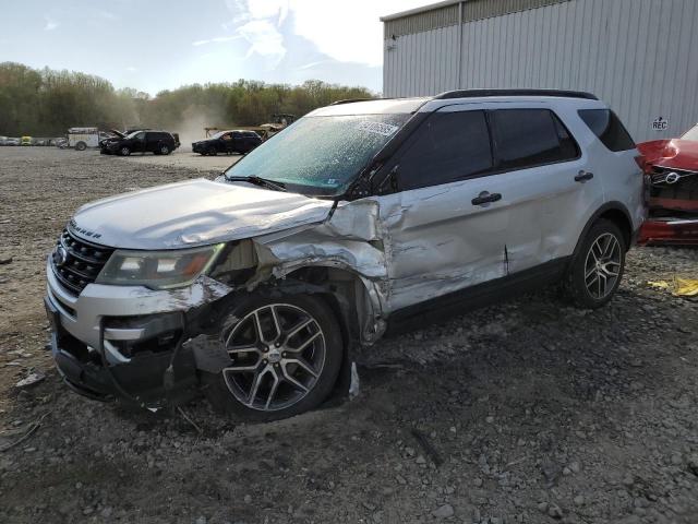  Salvage Ford Explorer