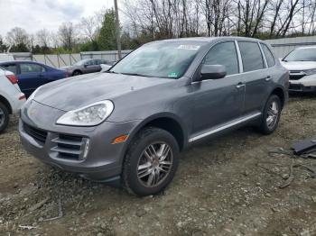 Salvage Porsche Cayenne