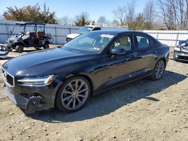  Salvage Volvo S60