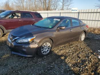  Salvage Nissan Altima