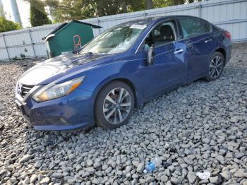  Salvage Nissan Altima