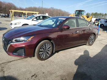  Salvage Nissan Altima