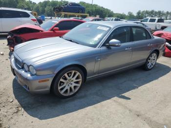  Salvage Jaguar Xj8