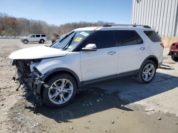  Salvage Ford Explorer