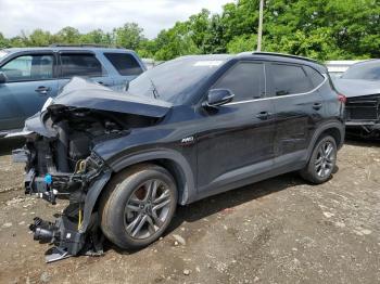  Salvage Kia Seltos