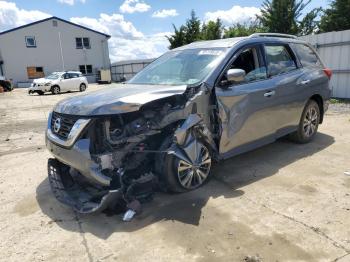  Salvage Nissan Pathfinder