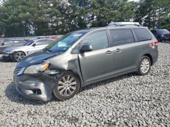  Salvage Toyota Sienna