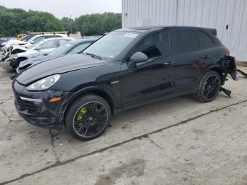  Salvage Porsche Cayenne