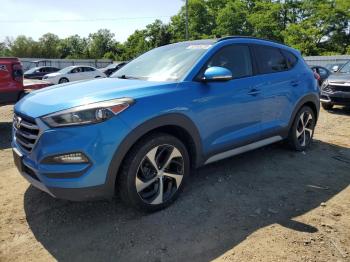  Salvage Hyundai TUCSON