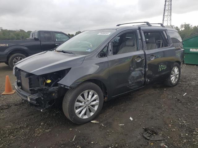  Salvage Kia Sedona
