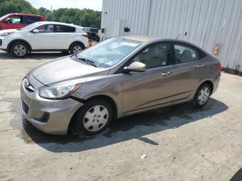  Salvage Hyundai ACCENT