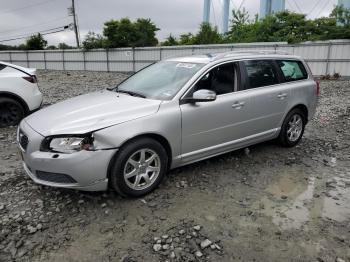  Salvage Volvo V70