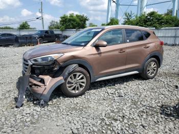  Salvage Hyundai TUCSON