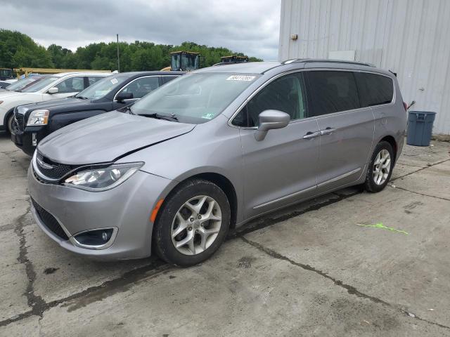  Salvage Chrysler Pacifica