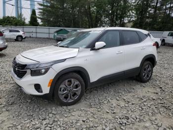  Salvage Kia Seltos