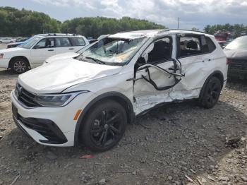  Salvage Volkswagen Tiguan
