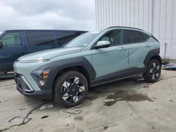 Salvage Hyundai KONA