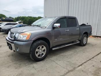  Salvage Nissan Titan