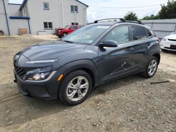  Salvage Hyundai KONA